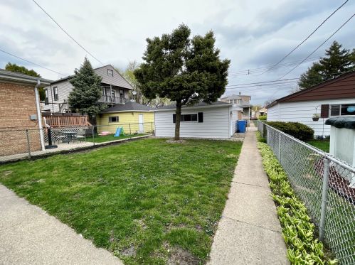 4951 Mcvicker Ave, Chicago IL  60630-1922 exterior