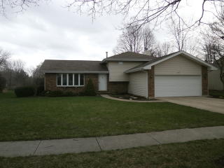 300 Greenfield Rd, Joliet, IL 60404-9674
