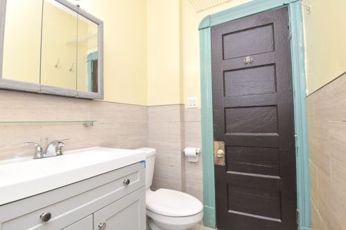 132 Alderman St, Springfield MA 01108-2121 exterior