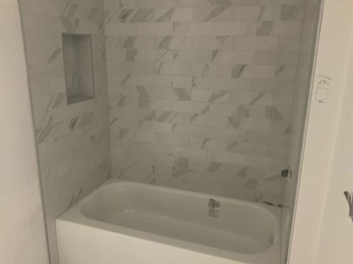 5271 Lk Forrest Dr, Atlanta GA 30342-2524 exterior