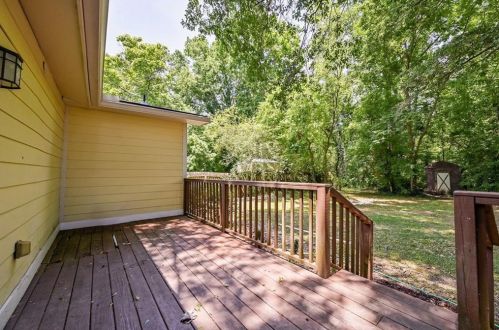 1971 Main St, Atlanta GA 30318-1851 exterior