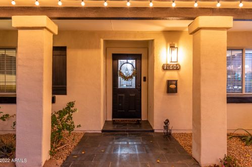 11605 37 Pl, Phoenix AZ 85050-2699 exterior