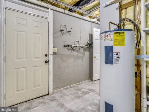 441 Lincoln Dr, Glen Burnie MD 21060-8706 exterior