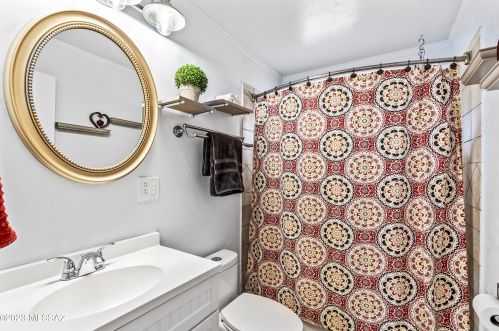 4327 Timrod St, Tucson AZ 85711-4252 exterior