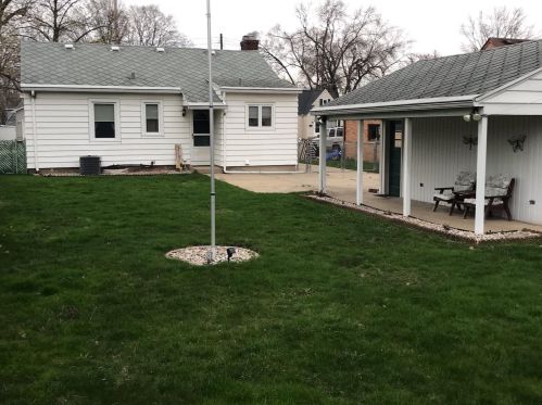 38 Colrain St, Grand Rapids, MI 49548-1124