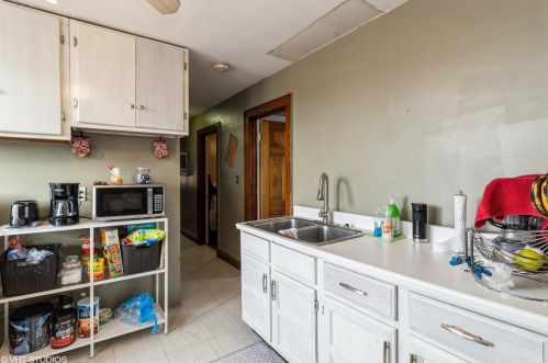 5312 California, Chicago IL 60625-3413 exterior