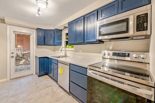 1302 Clark St, Pittsburgh PA  15221-1808 exterior