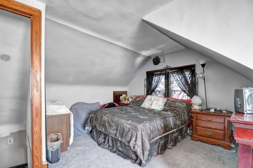 6037 Kenneth Ave, Chicago IL 60652-1108 exterior