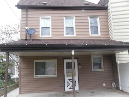 154 2 St, Pittsburgh PA 15215-2104 exterior