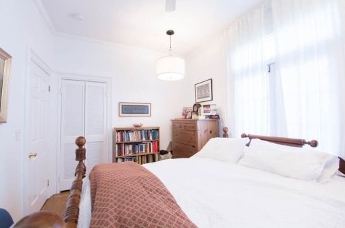 30 Gould St, Middletown RI 02840-2144 exterior