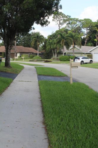 2414 30 Rd, Boca Raton FL 33431-6370 exterior