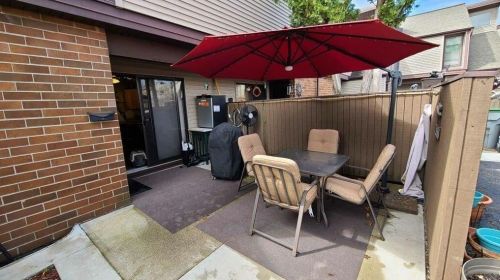 5151 13th St, Milwaukee, WI 53221-3646