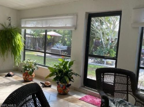 3924 Rose Ave, Naples FL 34112-6772 exterior