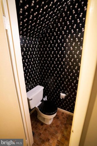 212 Concord St, Lancaster PA 17603-3521 exterior