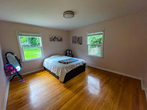 3129 Fleetwood Dr, Kalamazoo MI  49024-5606 exterior