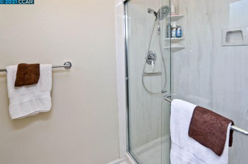 1619 St, Concord CA 94521-1001 exterior