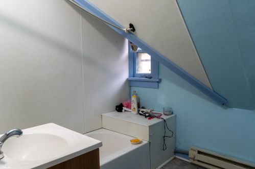 3737 10 St, Milwaukee WI 53206-3316 exterior