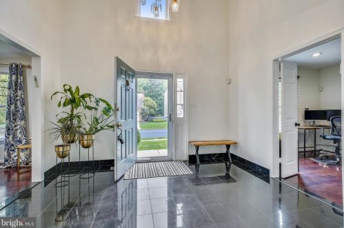 11622 Yeatman Ter, Silver Spring, MD 20902-3057