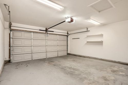 6600 Doyal Dr, Austin TX 78747-3902 exterior