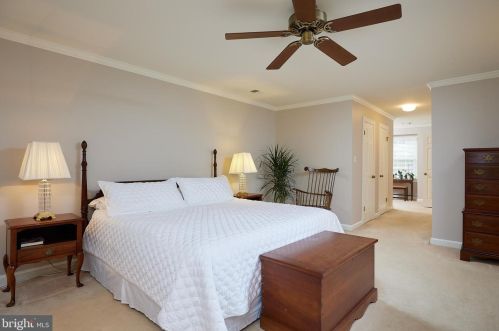 13508 Maidstone Ln, Rockville MD 20854-1030 exterior