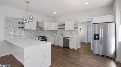 1731 Harrison St, Philadelphia PA  19124-2747 exterior