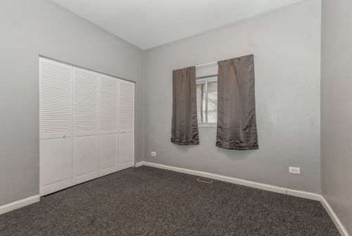 131 103 St, Chicago IL 60617-6040 exterior