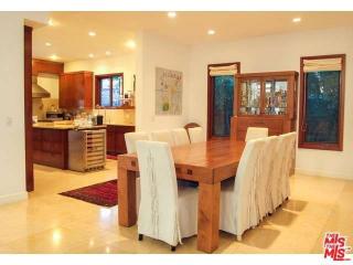 6341 5th St, Los Angeles CA  90048-4717 exterior