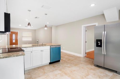 2012 Chelsea St, Tampa FL  33610-6124 exterior