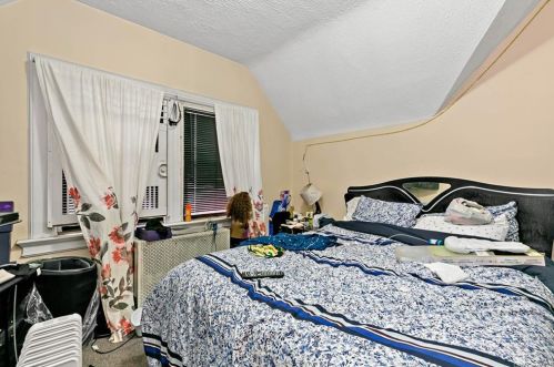 112 2 St, Mount Vernon NY 10550-3433 exterior