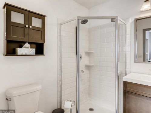 734 Delaware Ave, Saint Paul MN 55107-2538 exterior