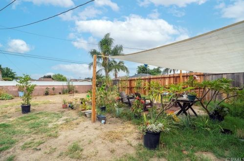 13633 Carpintero Ave, Bellflower CA 90706-2720 exterior