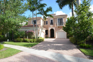 17825 Villa Club Way, Boca Raton FL  33496-1000 exterior