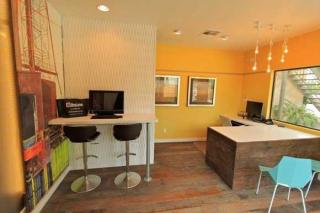 1005 Stassney Ln, Austin TX  78745-2991 exterior