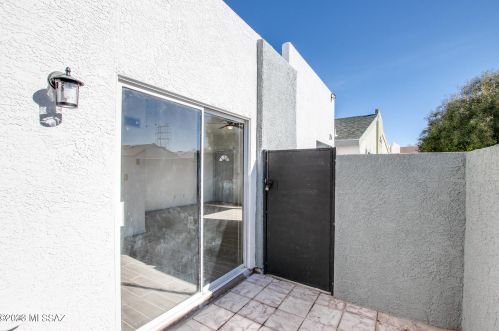 254 Melridge St, Tucson AZ  85706-3352 exterior