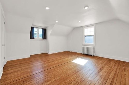 454 Dallas Ave, Pittsburgh PA 15217-1309 exterior