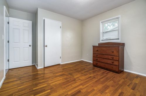 6724 Amberly St, Kalamazoo MI 49024-3107 exterior