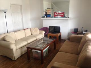 3303 Parkview Ave, Pittsburgh PA  15213-4515 exterior