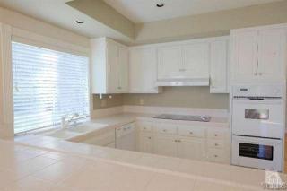 1872 Calle Salto, Thousand Oaks CA  91360-2226 exterior