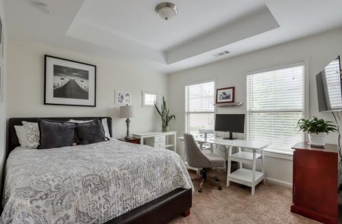 7360 Glisten Ave, Atlanta GA 30328-2876 exterior