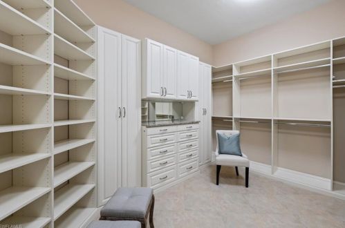 16795 Cabreo Dr, Naples FL 34110-3271 exterior