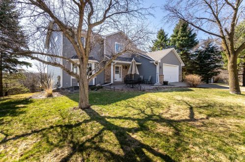 740 Ashley Dr, Chaska MN  55318-1536 exterior