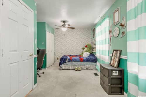 4995 Sallybrooke Way, Taylorsville UT 84081-4819 exterior