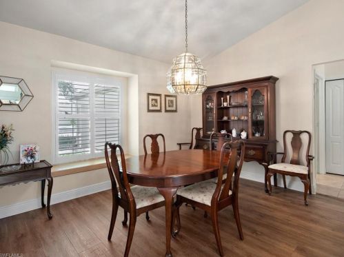 1925 Blackstone Cir, Naples FL 34109-7225 exterior