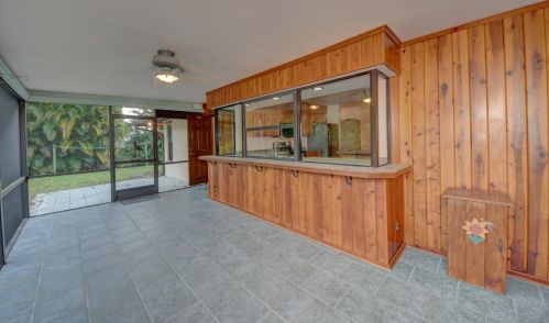 5406 Palmetto Dr, Fort Pierce FL 34982-7481 exterior