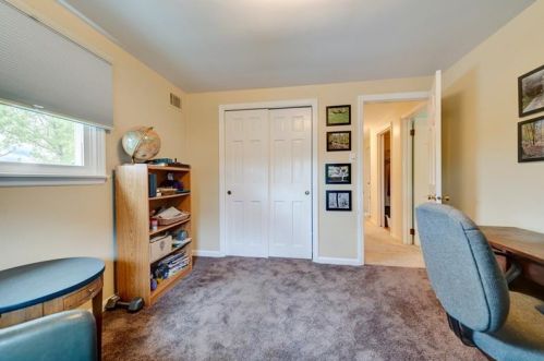 78 Carleton Dr, Pittsburgh PA 15243-1336 exterior