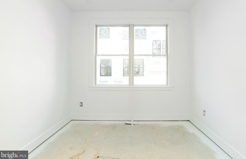 207 Gorgas Ln, Philadelphia PA 19119-1324 exterior