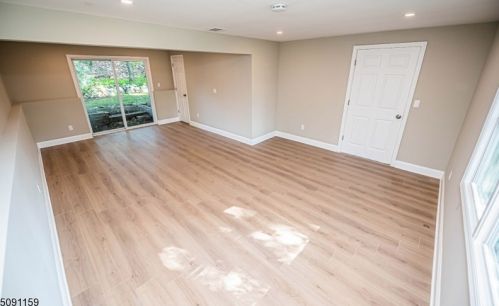 101 Pocono Trl, Hopatcong NJ  07843-1009 exterior