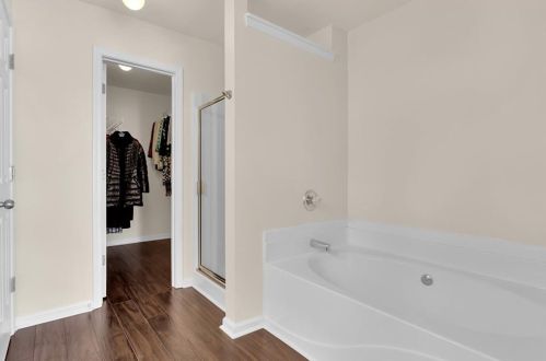 2099 Executive Dr, Duluth GA 30096-8972 exterior