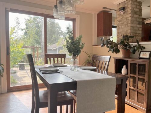 2053 Helena St, Madison WI 53704-5519 exterior