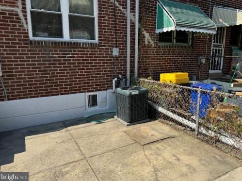 1813 29 St, Philadelphia PA 19132-3022 exterior